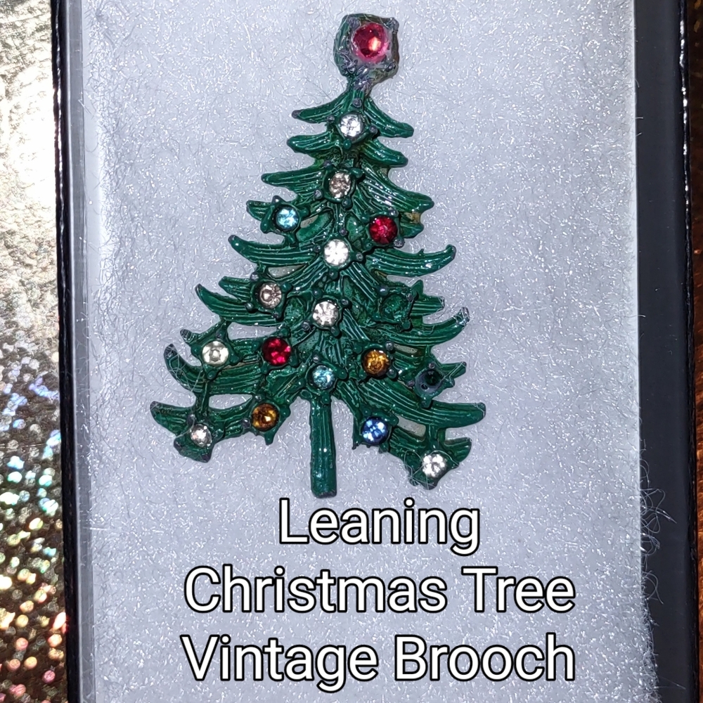 3D Vintage Christmas Tree Brooch